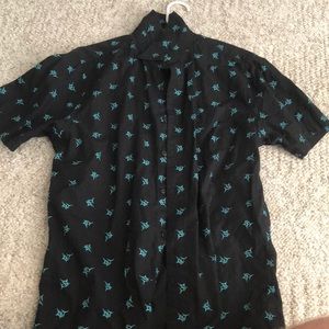 Short sleeve button down